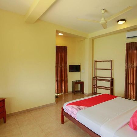 Oyo 553 Polhena Bay Resort Matara Buitenkant foto