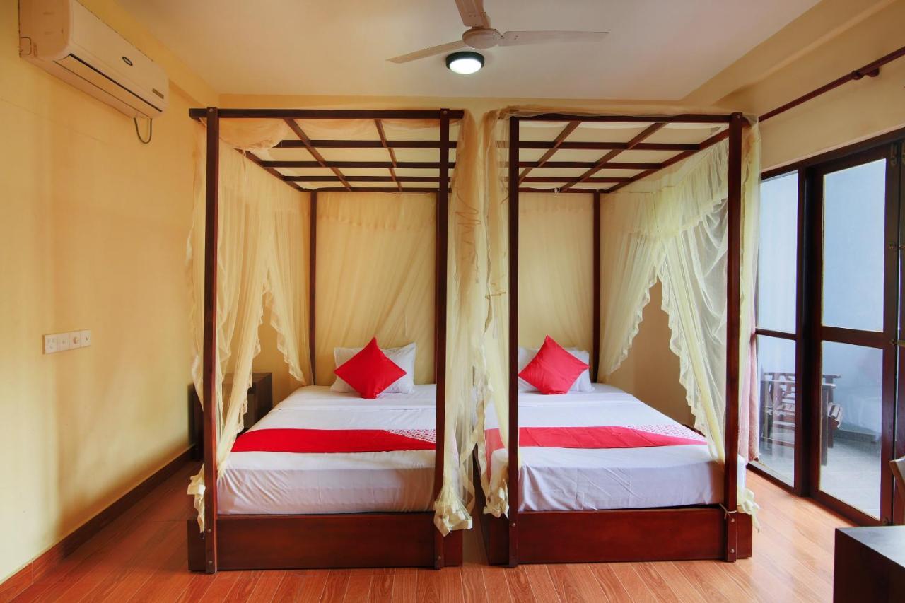 Oyo 553 Polhena Bay Resort Matara Buitenkant foto